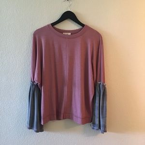 NWOT Boho Jane Crushed Velvet Sleeve Top Pullover Shirt
